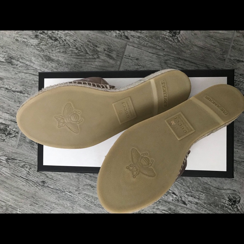 Gucci slider Size 36 New full  box.